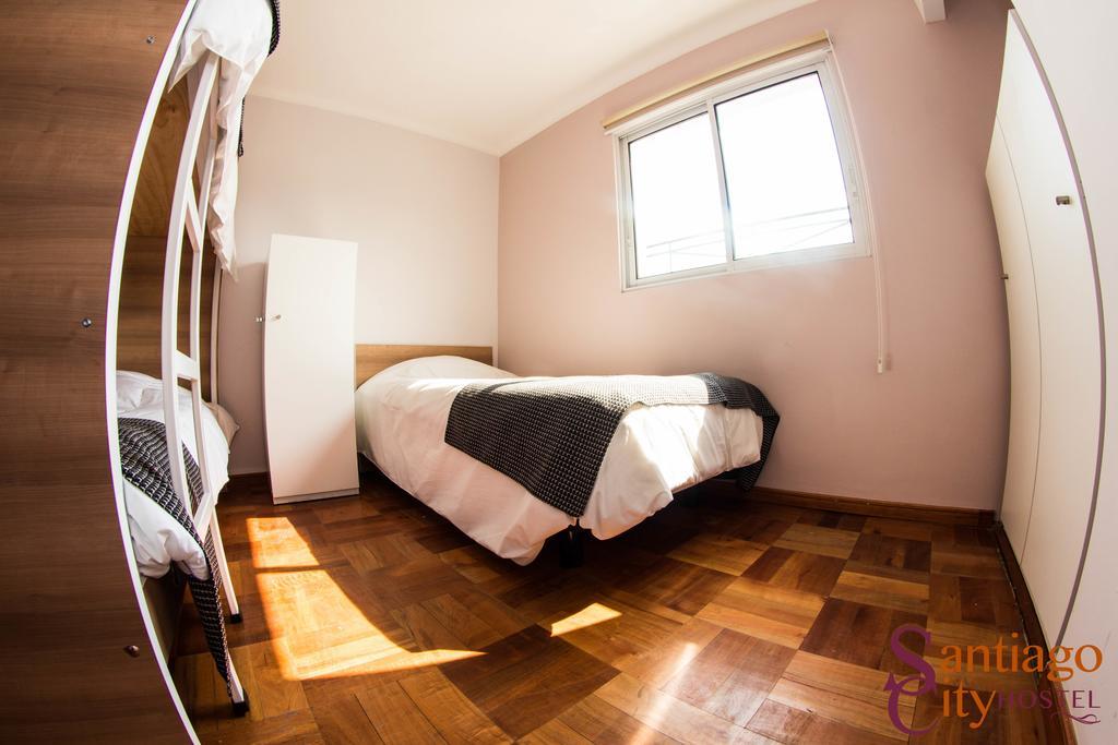 Santiago City Hostel الغرفة الصورة